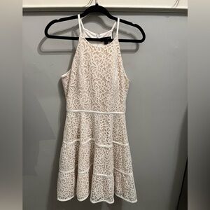 Le chateau cream lace strap dress knee high size women’s 7 wedding dress